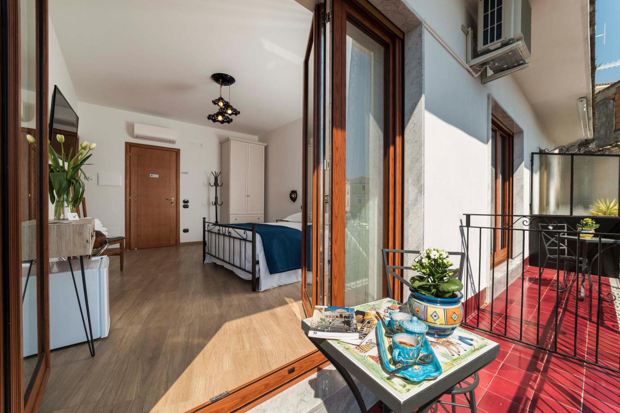 B&B Palazzo Pinto 2 Vietri Buitenkant foto
