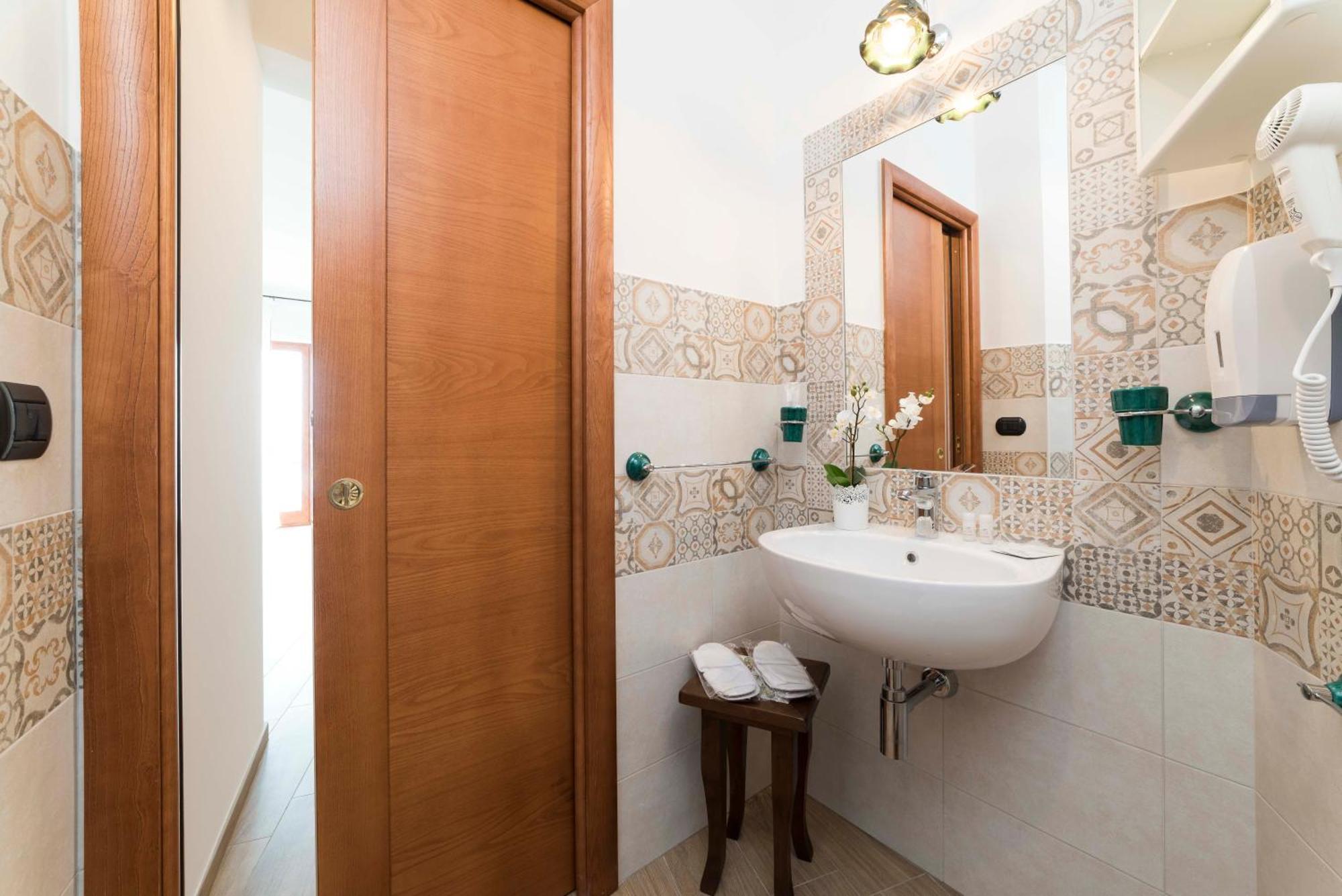 B&B Palazzo Pinto 2 Vietri Buitenkant foto