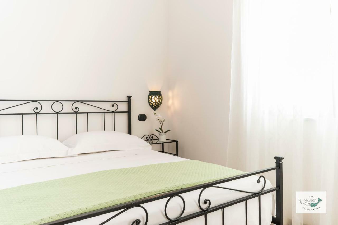 B&B Palazzo Pinto 2 Vietri Buitenkant foto