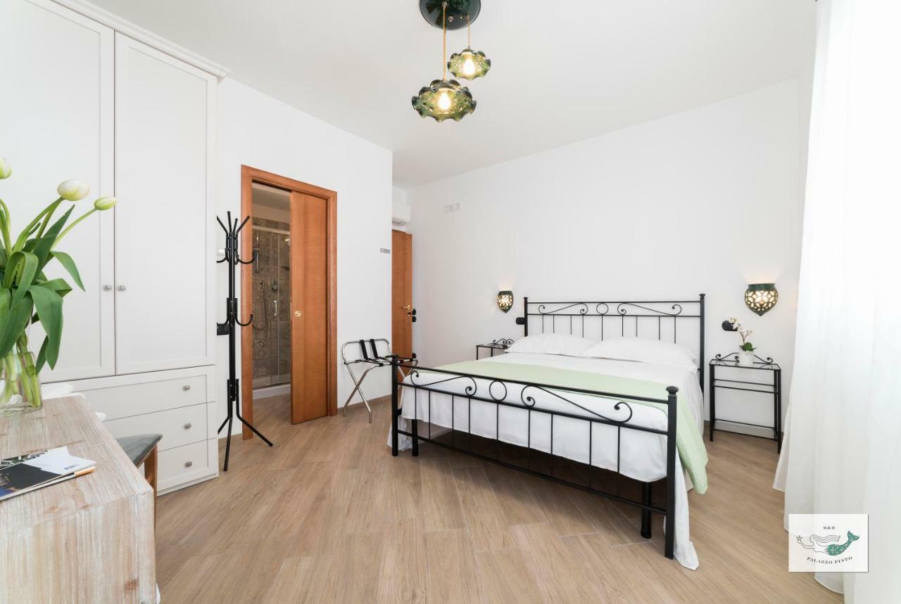 B&B Palazzo Pinto 2 Vietri Buitenkant foto